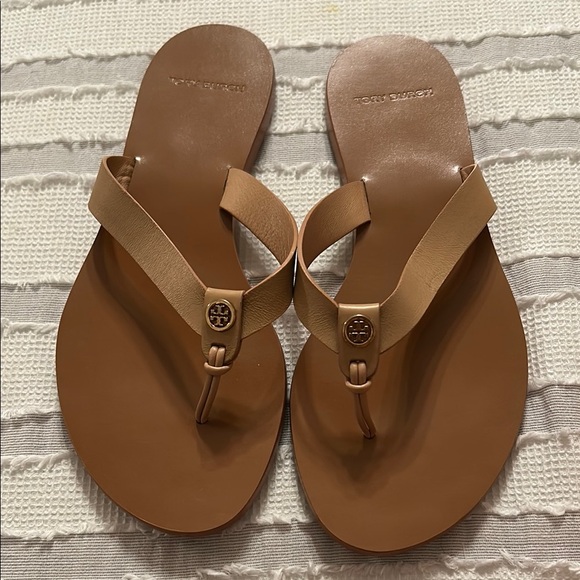 Tory Burch Tan Sandals - Picture 2 of 4